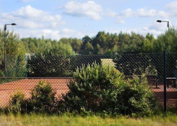 Domek Letniskowy Z Kortem Tenisowym Karwia Ostrowo Острово Екстер'єр фото